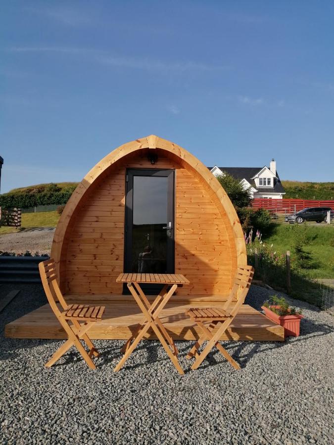 Portnalong Pod B & B Port na Long Exterior photo